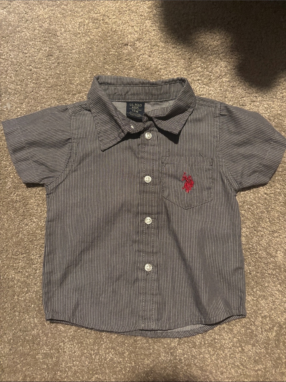 Short-Sleeve Button-Down Shirt in Navy Stripe